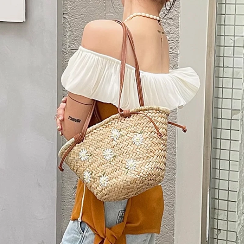 Embroidery Bali - Casual Natural Straw Shoulder Woven Women