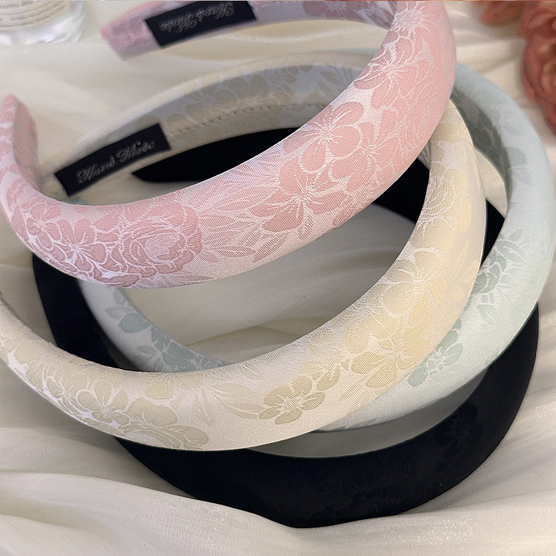 Fashion Women Embroidery Rose  - Embroidery Hoop review and price